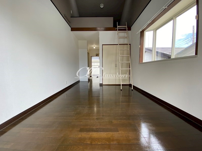 メゾンルミエールⅠ号棟 リビング