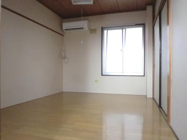 第12アサヒハイツ リビング