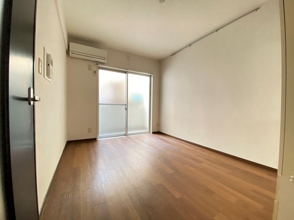 カレッジスクエア白山   リビング