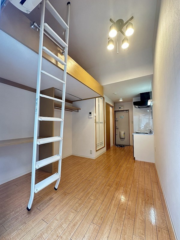 フローラ４ ベッドルーム