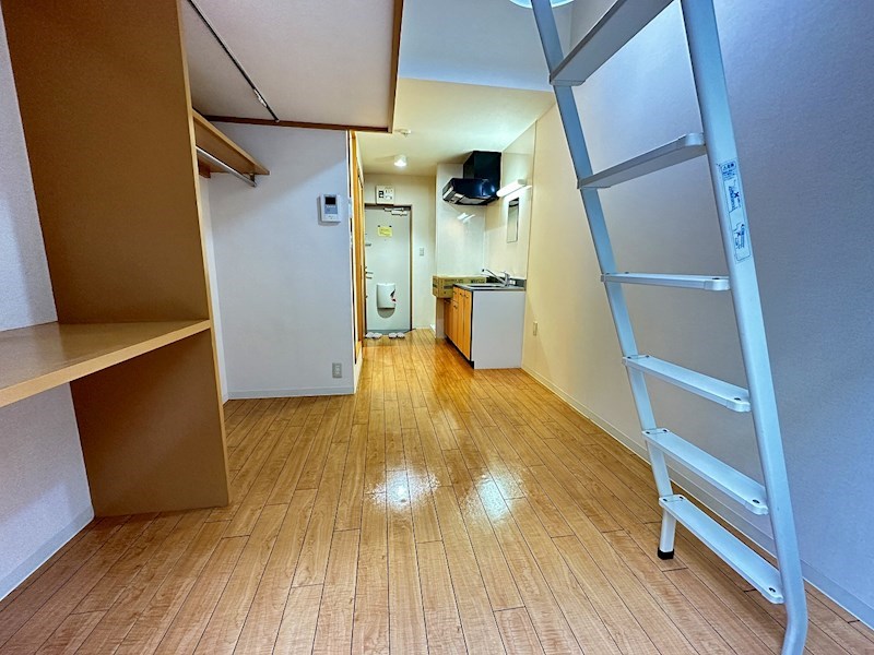 フローラ4 ベッドルーム