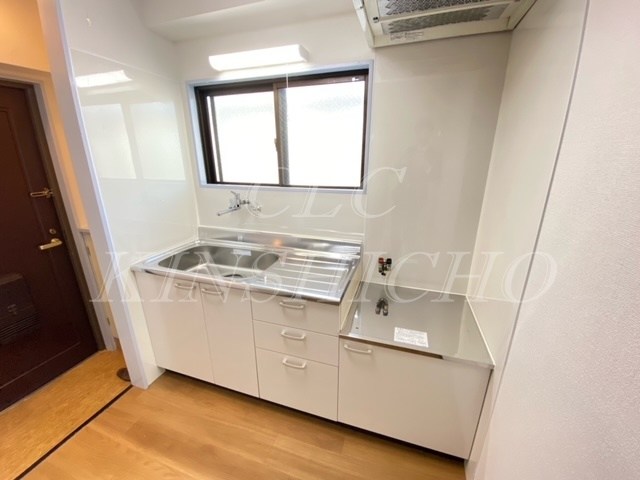 ＣＨＥＲＲＹ　ＰＡＲＥＣＥ キッチン