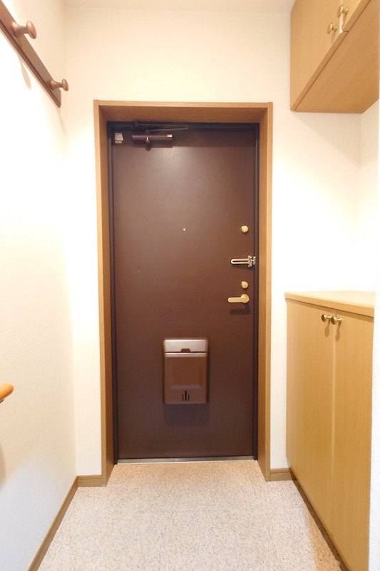 ルミナスはなみずき 玄関