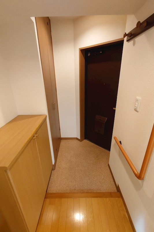 ルミナスはなみずき 玄関