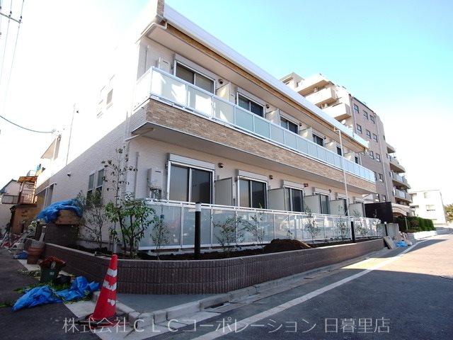 リブリ・色彩  外観