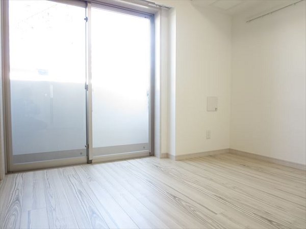 CREVISTA北千住（クレヴィスタ）  リビング