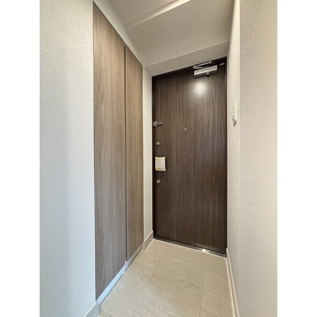 ＭＯＤＩＥＲ　ＧＩＮＺＡ　ＥＡＳＴ 玄関