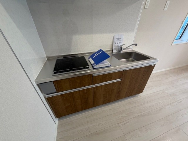 リーヴェル新小岩プレミオ キッチン