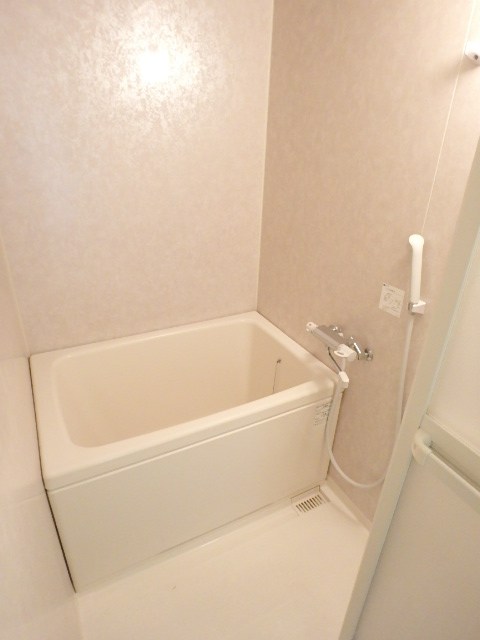 メゾンドール 風呂画像