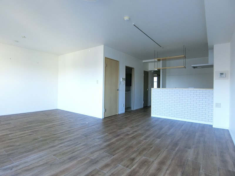 ルイ  リビング