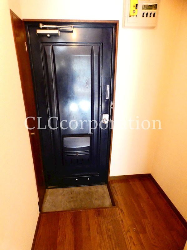 谷口ビル  玄関