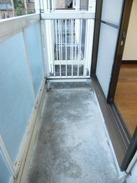 ブロッサム・K ベランダ