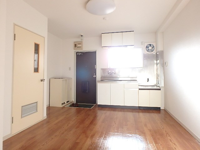 市川第２マンション リビング