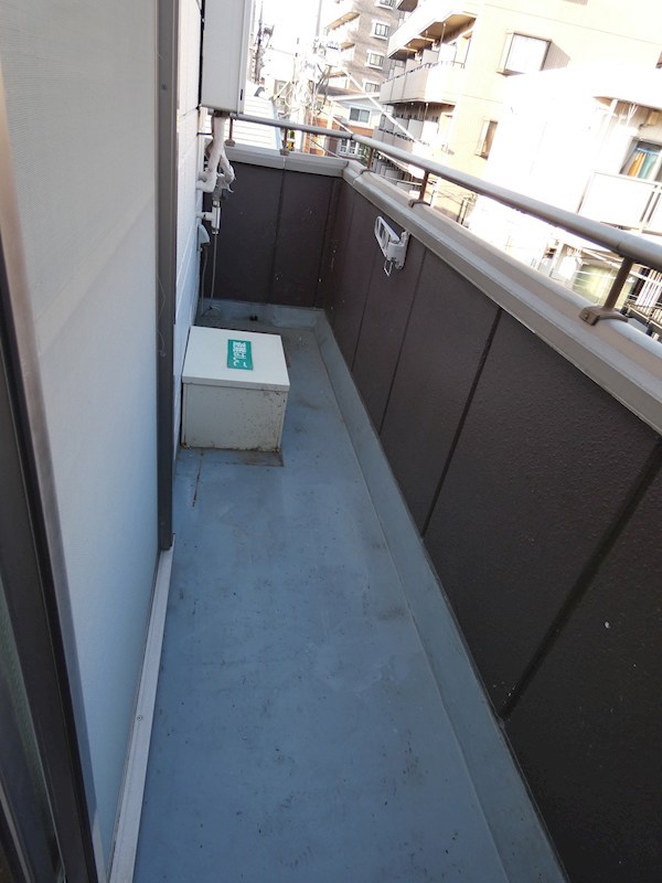 壷井ビル ベランダ