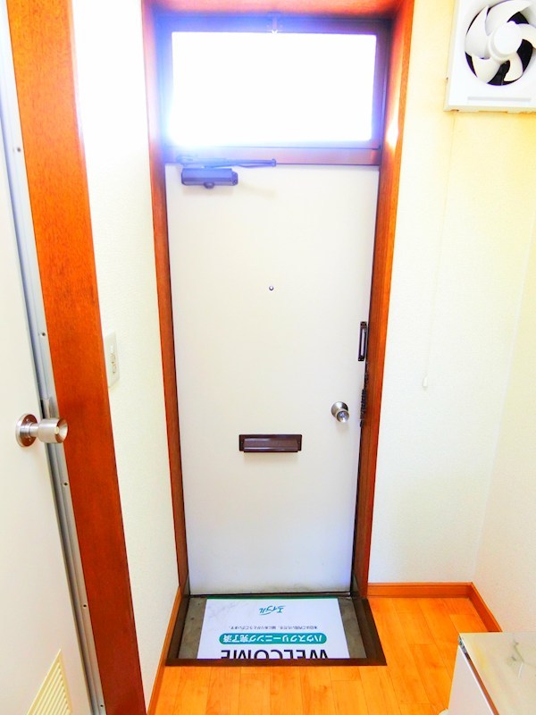 カントリーハイツ 玄関