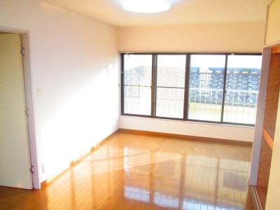 高橋マンション ベッドルーム