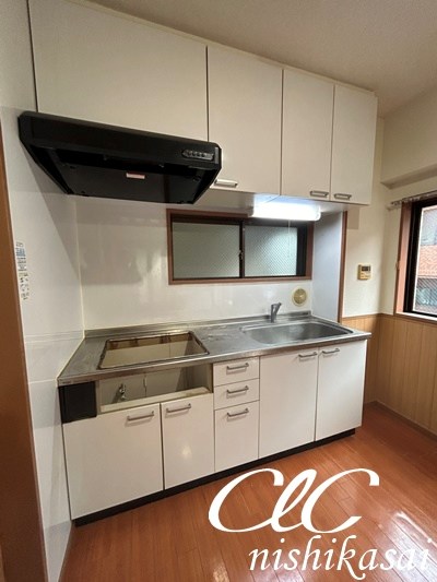 メゾン・ド・グリシーヌ キッチン