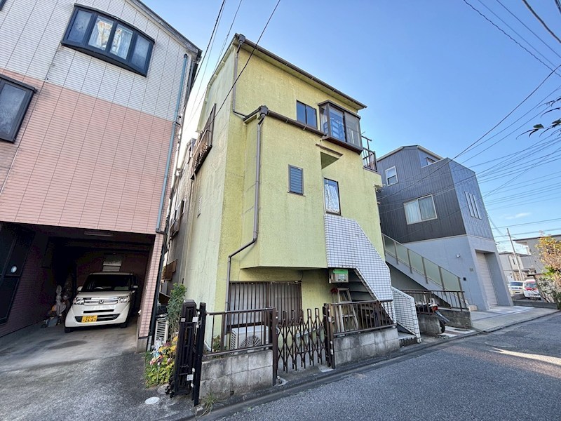 六木1丁目貸家 外観