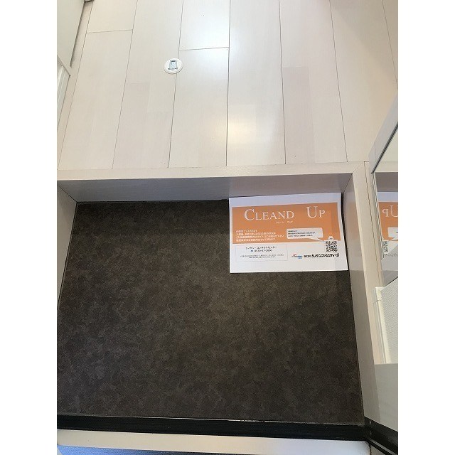 ソレイユ北綾瀬 玄関