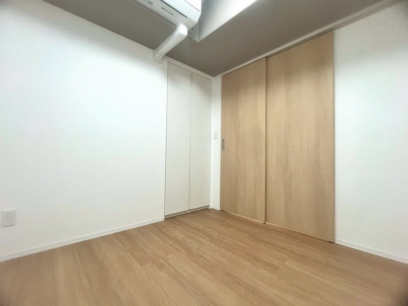 ロイジェント西新井 ベッドルーム