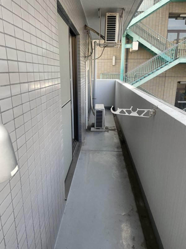 岩城ハイム日暮里 ベランダ