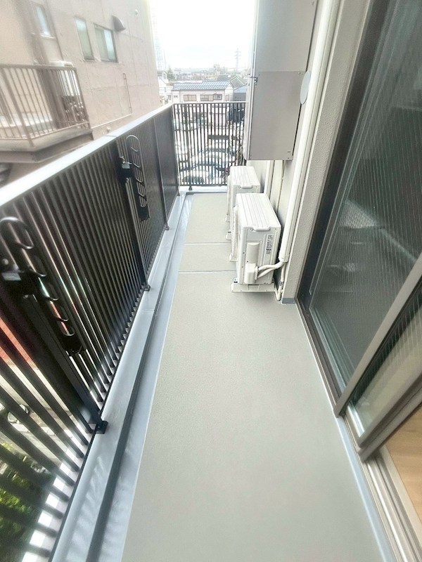 ロイジェント西新井 ベランダ