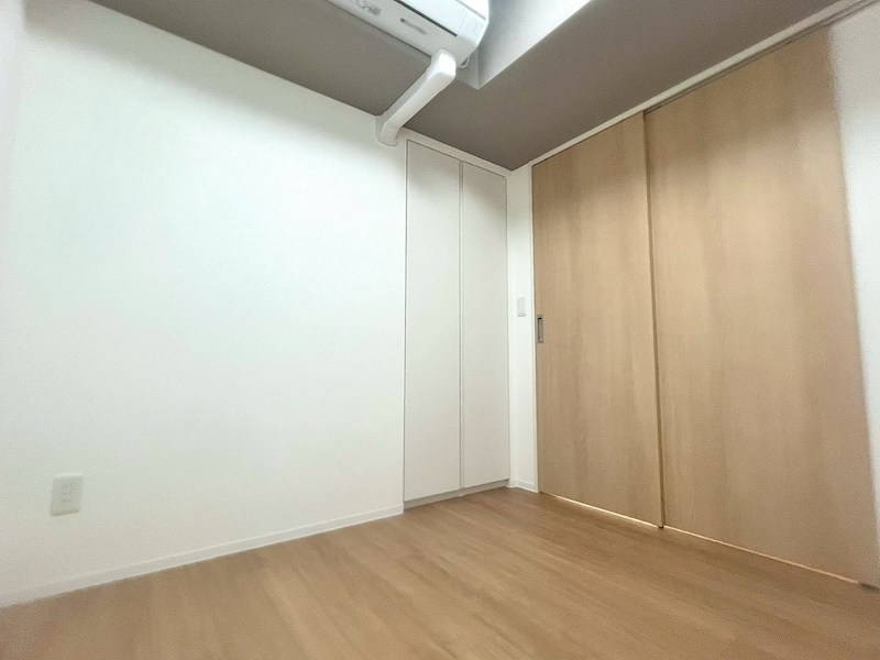 ロイジェント西新井 ベッドルーム