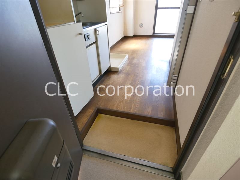 リバーサイド坂本 玄関