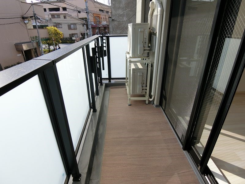 ドゥーエ南千住 ベランダ