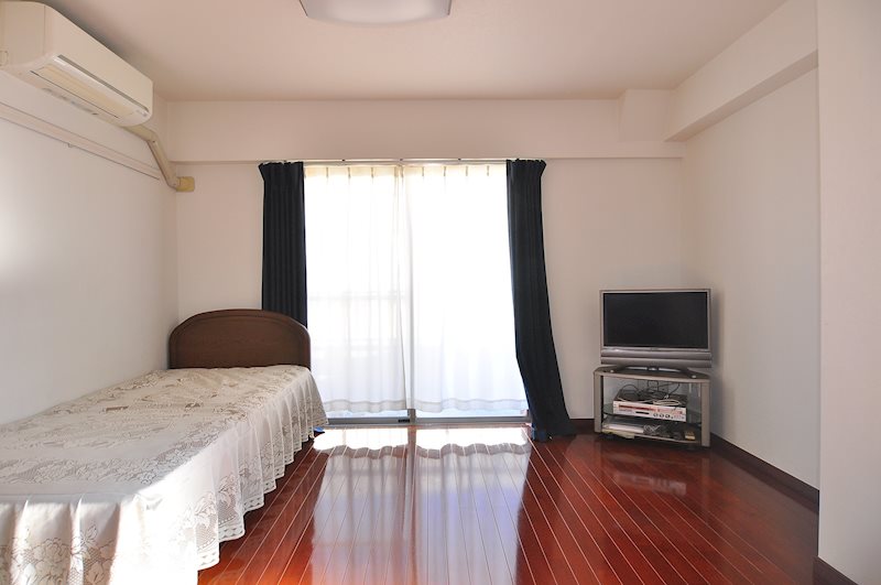 レイ・ローズビル ベッドルーム