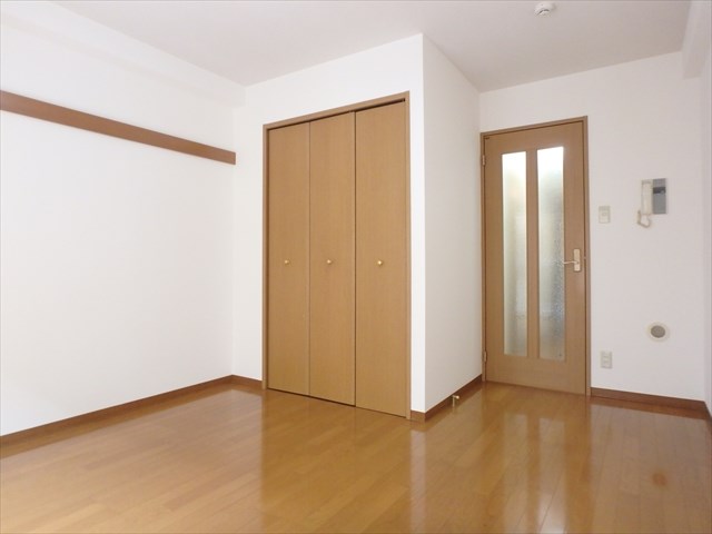 第六田嶋ビル ベッドルーム