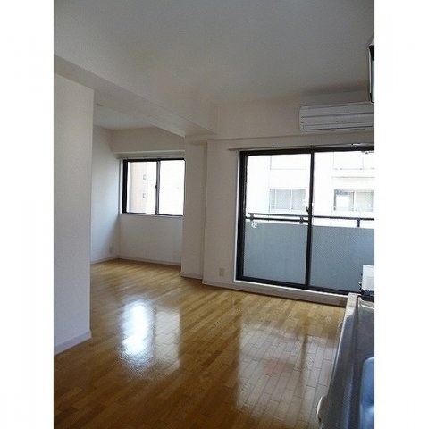 高松ハイム   リビング