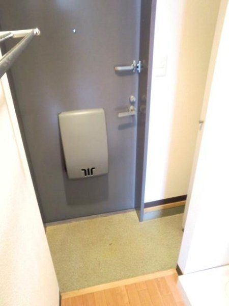 プライムガーデンパレス 玄関