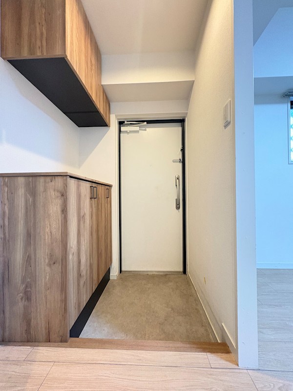 コスモリード篠崎駅前 玄関