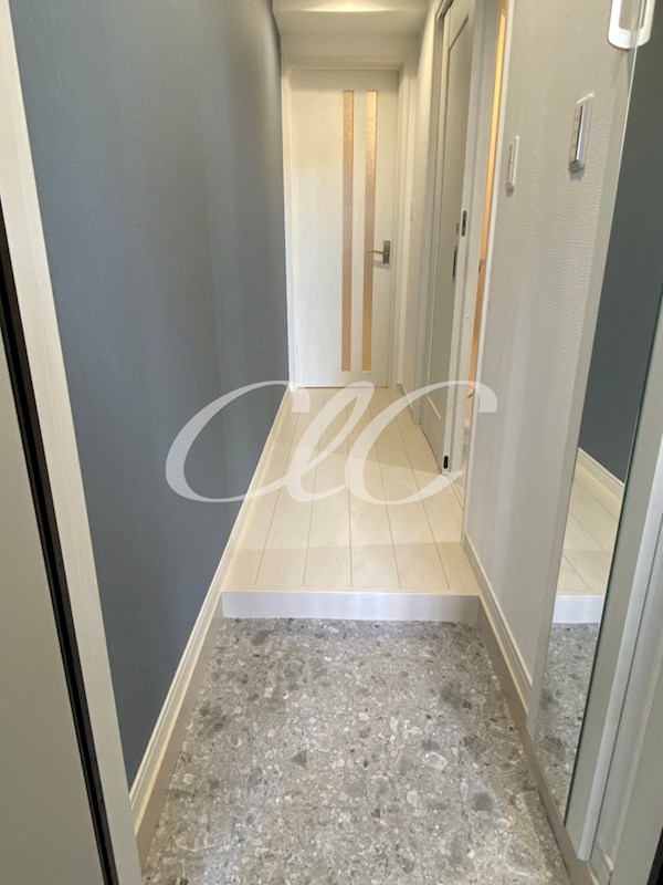 Jブラン梅島  玄関