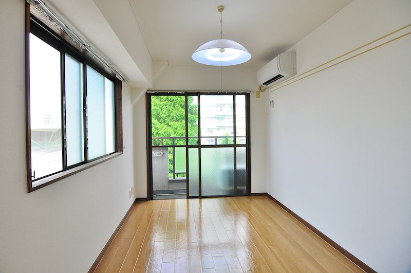 フジビル リビング