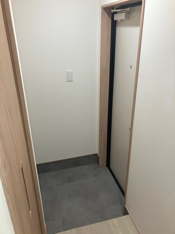 JYUMOKU尾久 玄関