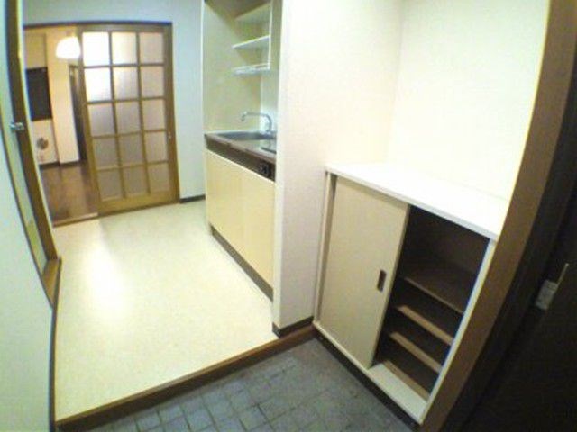 ワナー桜木 玄関