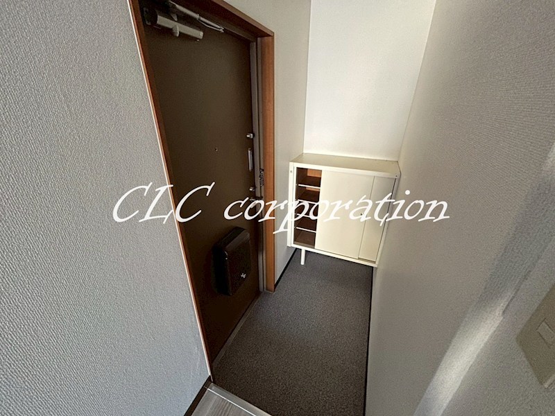 長谷川ビル 玄関