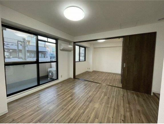 ティックハウス  リビング