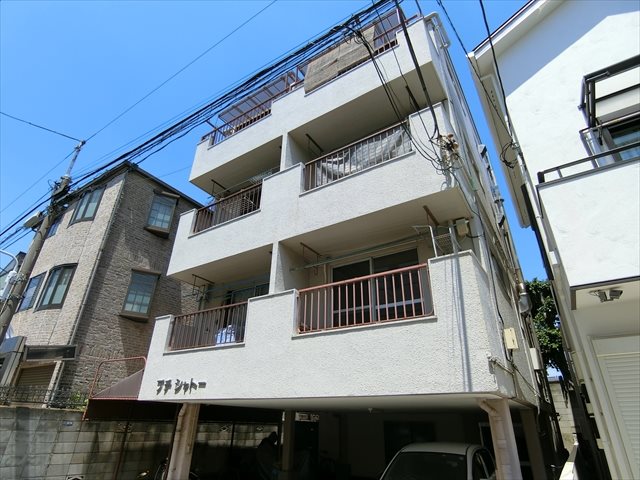 プチシャトー 外観