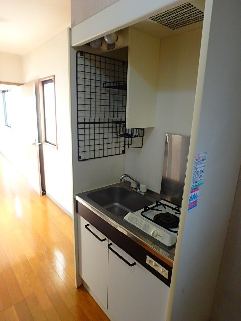 ドゥ・シェーヌ キッチン