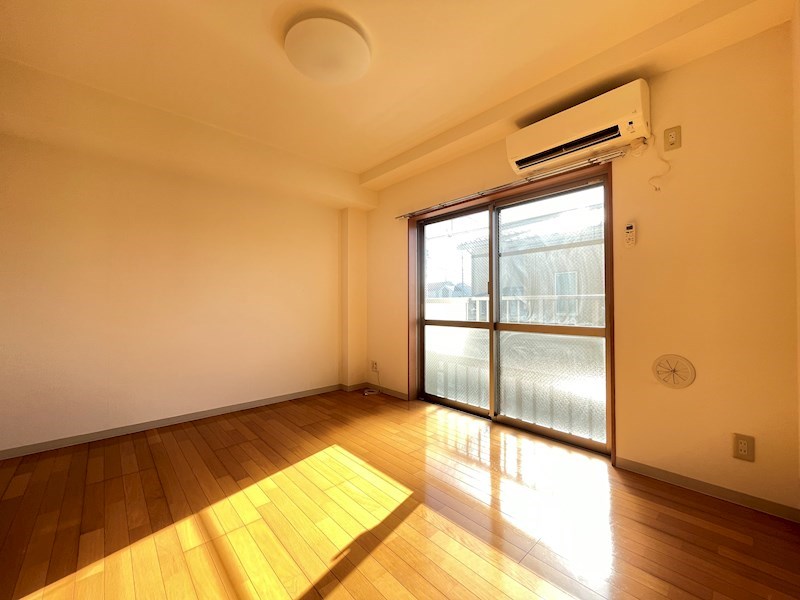 ワンステップ花畑 リビング