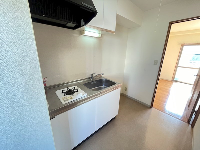 ワンステップ花畑 キッチン