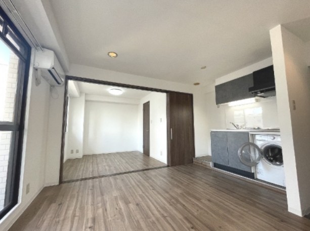 ティックハウス  玄関