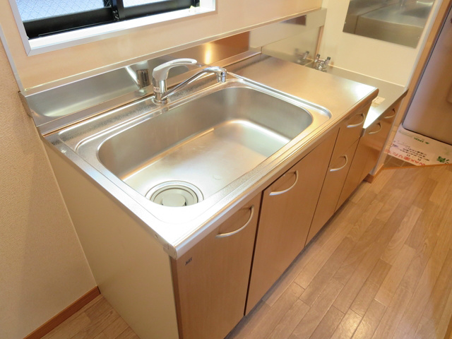 LS　CREW　J キッチン