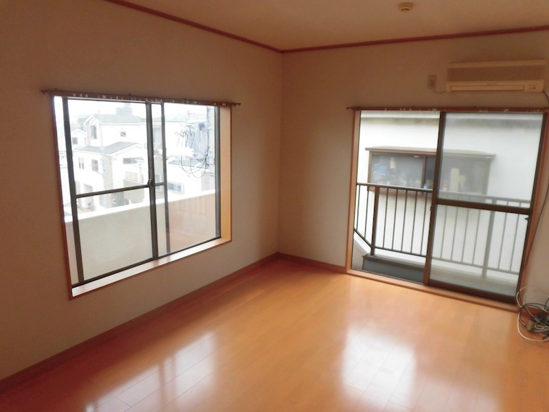 コムエイト ベッドルーム