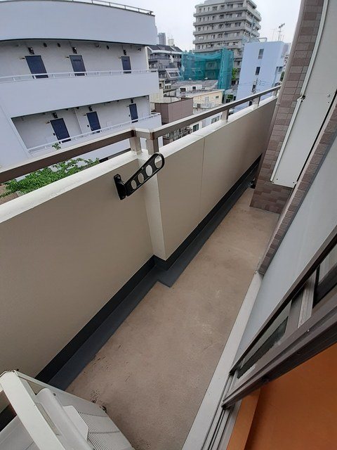 ムーンライトコート ベランダ