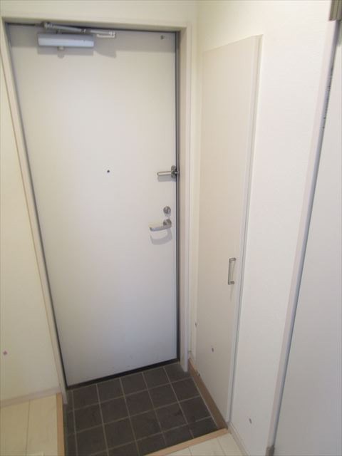 パルコート西新井 玄関