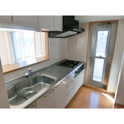 サンクレール荒川ブランガーデン キッチン